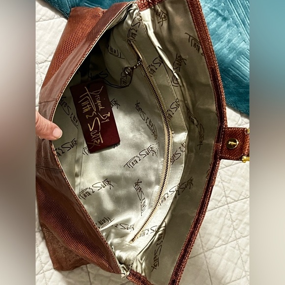 Vintage Ruth Saltz Genuine Lizard Skin With Tags Clutch Magnetic Closure VGUC - Picture 12 of 13